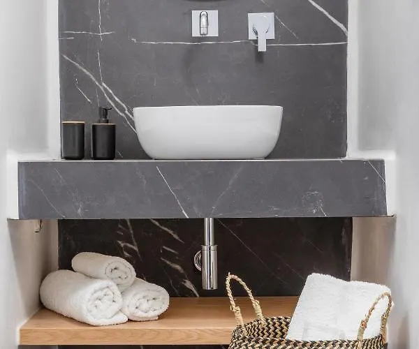 Vino Luxury * Agia Anna (Naxos)